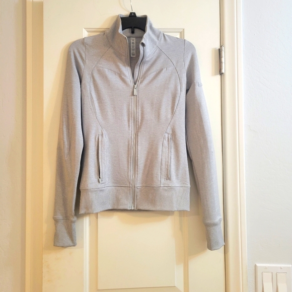 ALO Yoga Gray Women's Jacket - Picture 2 of 5